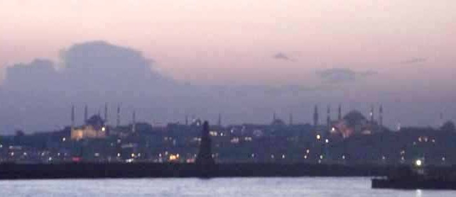 Into Turkey – Part 1 – Istanbul: The city, the skyline and the slums